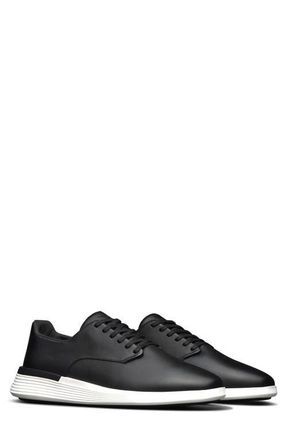Wolf & Shepherd Crossover Plain Toe Derby in Black /White at Nordstrom, Size 10.5