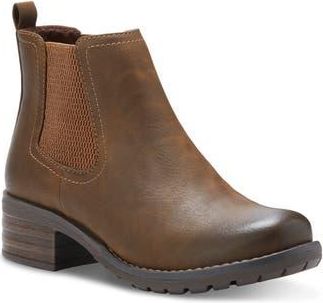 Eastland Jasmine Chelsea Boot in Bomber Brown at Nordstrom Rack, Size 8.5