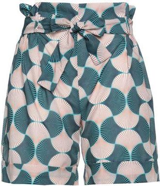 Dodici 22 BOTTOMWEAR - Shorts & Bermuda Shorts sur YOOX.COM