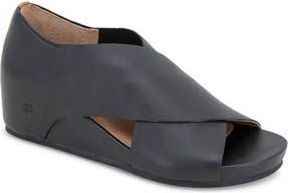 Gentle Souls Gainey Hidden Wedge Sandal in Black Leather at Nordstrom Rack, Size 8.5