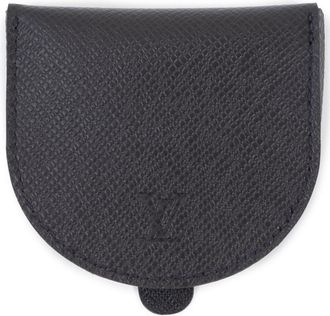 Louis Vuitton Taiga Black Taiga Leather Coin Purse/Coin Case (Pre-Owned)