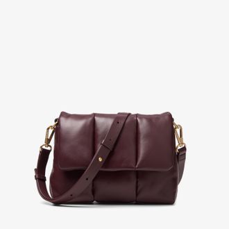 Clarks Puffy Crossbody Standard
