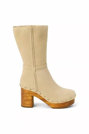 Matisse Footwear Womens Village Suede Boot In Natural