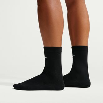 Nike Unisex VaporFast Soccer Crew Socks (1 Pair) in Black | IZ2675-010