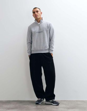 Napapijri Felpa grigio chiaro con zip corta e riquadro logo