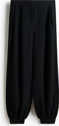 H&M Plissierte Hose mit Balloon Leg - Schwarz