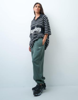 Nike Studio Fleece jogger oversize a vita alta di peso medio con fondo risvoltato verde