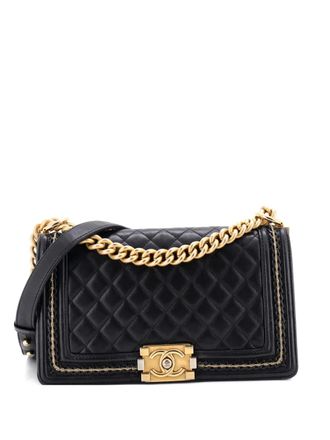 Chanel Boy Flap Bag Quilted Lambskin with Chain Detail Old Medium shoulder bag - Zwart