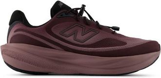 New Balance Hombre 1080v15 Pykrete en Marr&oacute;n/Negro, Talla 42.5