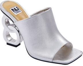 Ninety Union Rumba Slide Sandal in Silver at Nordstrom Rack, Size 6