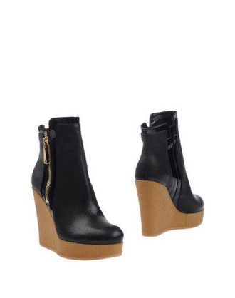 Hogan Ankle boots