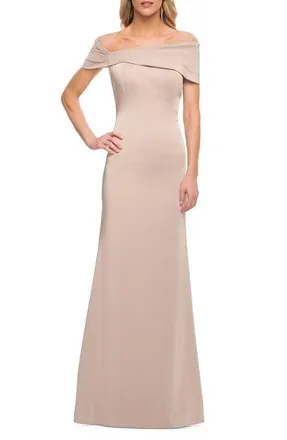 La Femme Simply Chic Off the Shoulder Jersey Gown in Champagne at Nordstrom, Size 14
