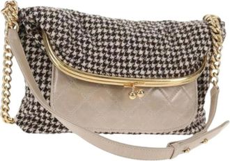 Chanel Pre-owned Shoulder Bags, female, Beige, Size: ONE SIZE Pre-owned Canvas Shoulder Bag