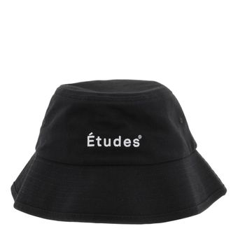 &Eacute;tudes Studio Logo Bucket Hat in Black