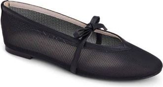 Yosi Samra Savannah Mary Jane Ballet Flat in Black at Nordstrom, Size 7