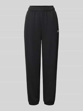New Balance Regular Fit Sweatpants mit Logo-Stitching in Black, Gr&ouml;&szlig;e XL