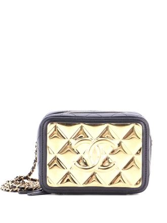 Chanel CC Zip Around Clutch with Chain Quilted Metal and Lambskin Small crossbody bag - Black