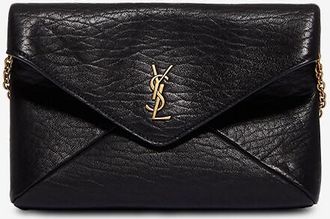 Saint Laurent Clutch aus genarbtem Lammleder mit Kettengurt Cassandre