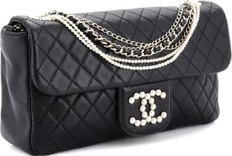 Chanel Westminster Pearl Chain Flap Bag Quilted Lambskin Medium shoulder bag - women - Other - One Size - Black