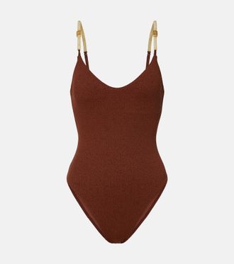 Vix Ba&ntilde;ador Harper adornado