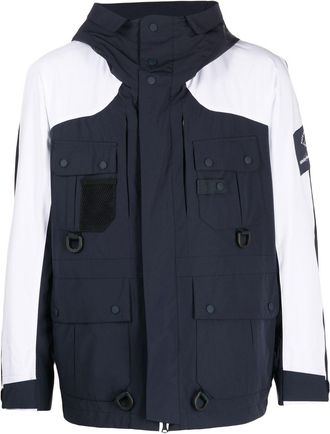 White Mountaineering multiple pockets hooded jacket - men - Polyester/Elastane - L - Blue