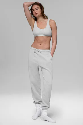 Alo | Chill Sweatpant in Athletic Heather Grey, Size: XL