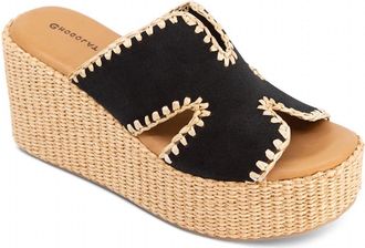 Chocolat Blu Womens Jaxx Sandal In Black Suede