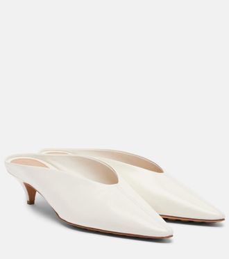 Bottega Veneta Vesta leather mules