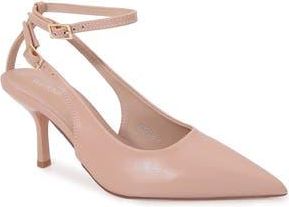 Berness Cherish Pointed Toe Pump in Beige at Nordstrom Rack, Size 5.5
