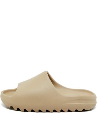 Yeezy by Kanye West rubber slides - men - Rubber/Rubber/Rubber - 43 - Neutrals