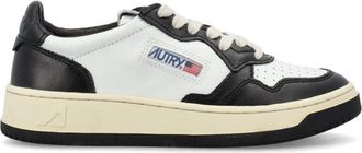 Autry BlackWhite Medalist Low Sneakers
