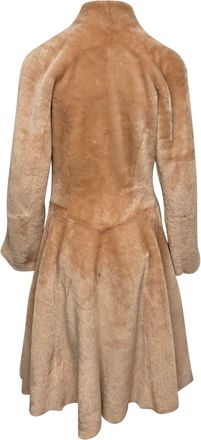 Bottega Veneta Bottega Veneta Volledige Lengte Shearling Jas in Beige Suede