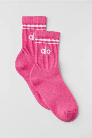 Alo | Half-Crew Throwback Socks in Paradise Pink/White, Size: Medium