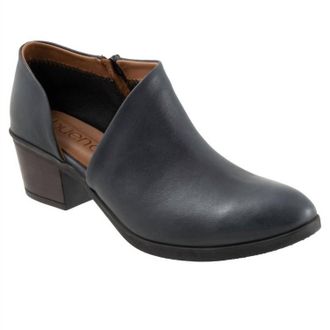 Bueno Womens Caitlin Shoe In Dark Blue