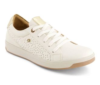Andrea Womens Casual Comfort Sneakers In Beige