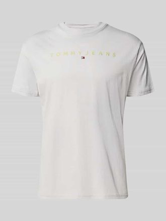 Tommy Jeans Regular Fit T-Shirt aus reiner Baumwolle in Stein, Gr&ouml;&szlig;e XXL