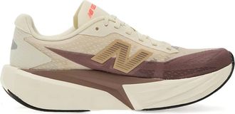 New Balance FuelCell Rebel v5 sneakers met logoprint - Beige