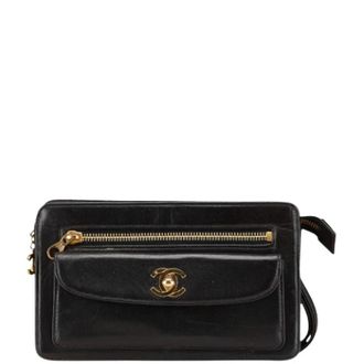 Chanel Pre-owned Clutches, female, Black, Size: ONE SIZE Pre-owned Coco Mark Lambskin Clutch Bag