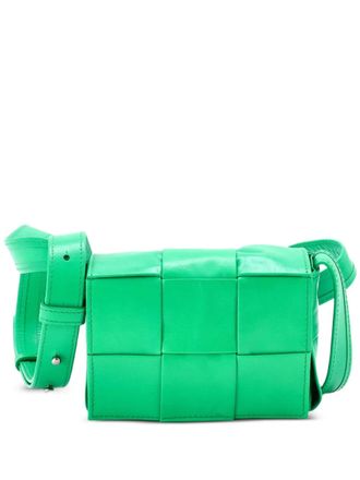 Bottega Veneta Cassette Maxi Intrecciato Leather Candy crossbody bag - women - Calf Leather - One Size - Green