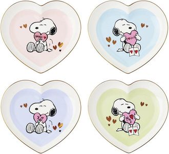 Lenox Set of 4 Snoopy Valentines Day Heart Plates
