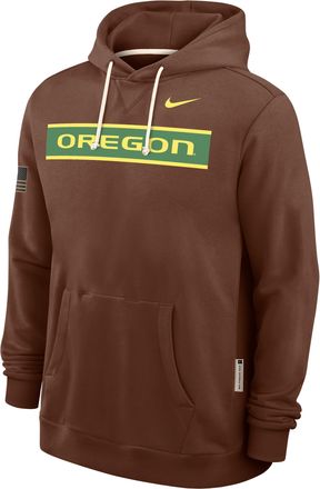 Nike Oregon 2026 Military Appreciation Standard Issue Nike Mens Dri-FIT College Pullover Hoodie in Brown | 03AZ2GYUON-4EB