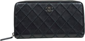 Chanel Black Leather Long Wallet (Bi-Fold) (Pre-Owned)