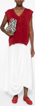 Absolut Cashmere Miriam V-Neck Vest In Cherry