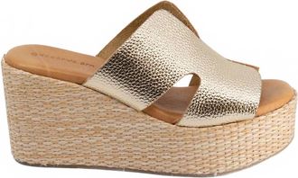 Chocolat Blu Womens Jamie Sandal In Gold Leather