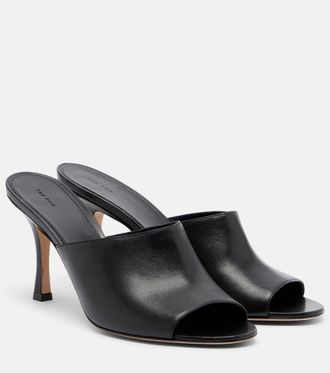 The Row Mules Ella de piel