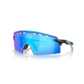Oakley Sporty Sunglasses for Outdoor Activities