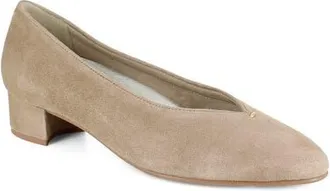 Munro Hannah Block Heel Pump in Tan Suede at Nordstrom, Size 10.5