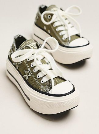 Converse Chuck Lift Platform Sneakers