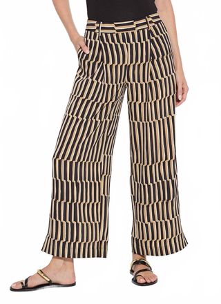 Lyss&eacute; Santana Pleated Trouser In Breezy Step