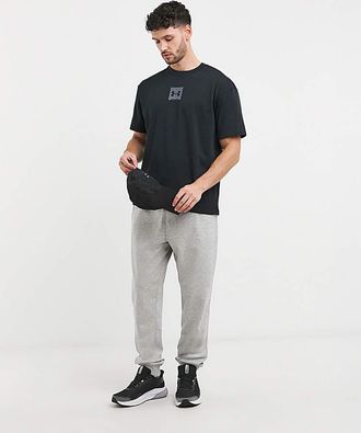 Under Armour Box Short Sleeve T-Shirt